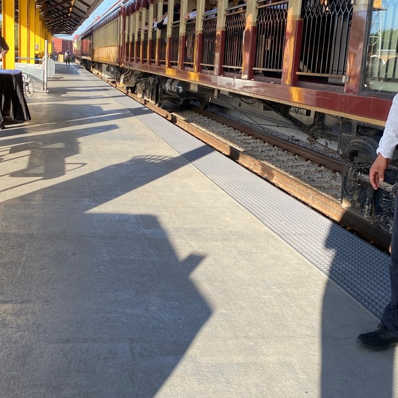 Meet your Posher, Rinico - Picture 5 of 6